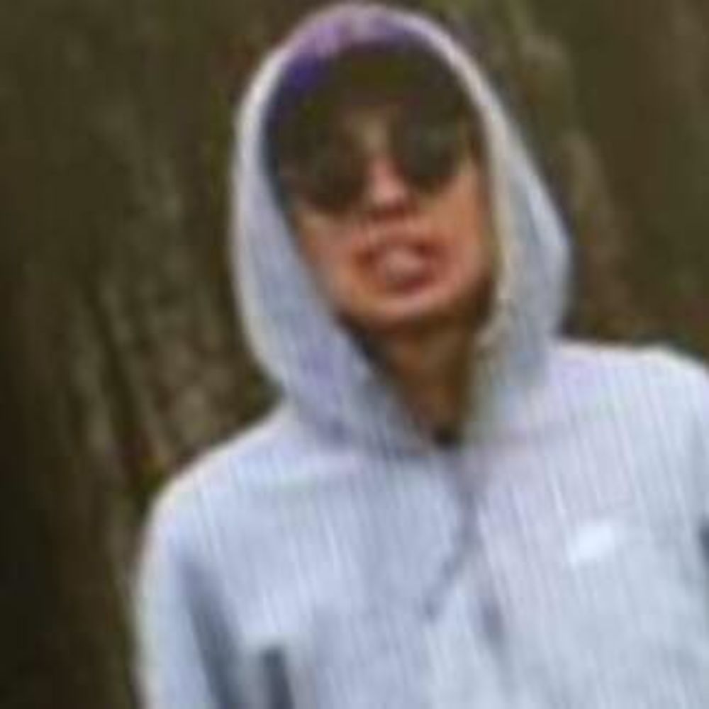 Meet your Posher, Diego